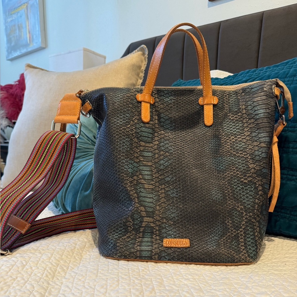 Consuela Rattler Sling Leather